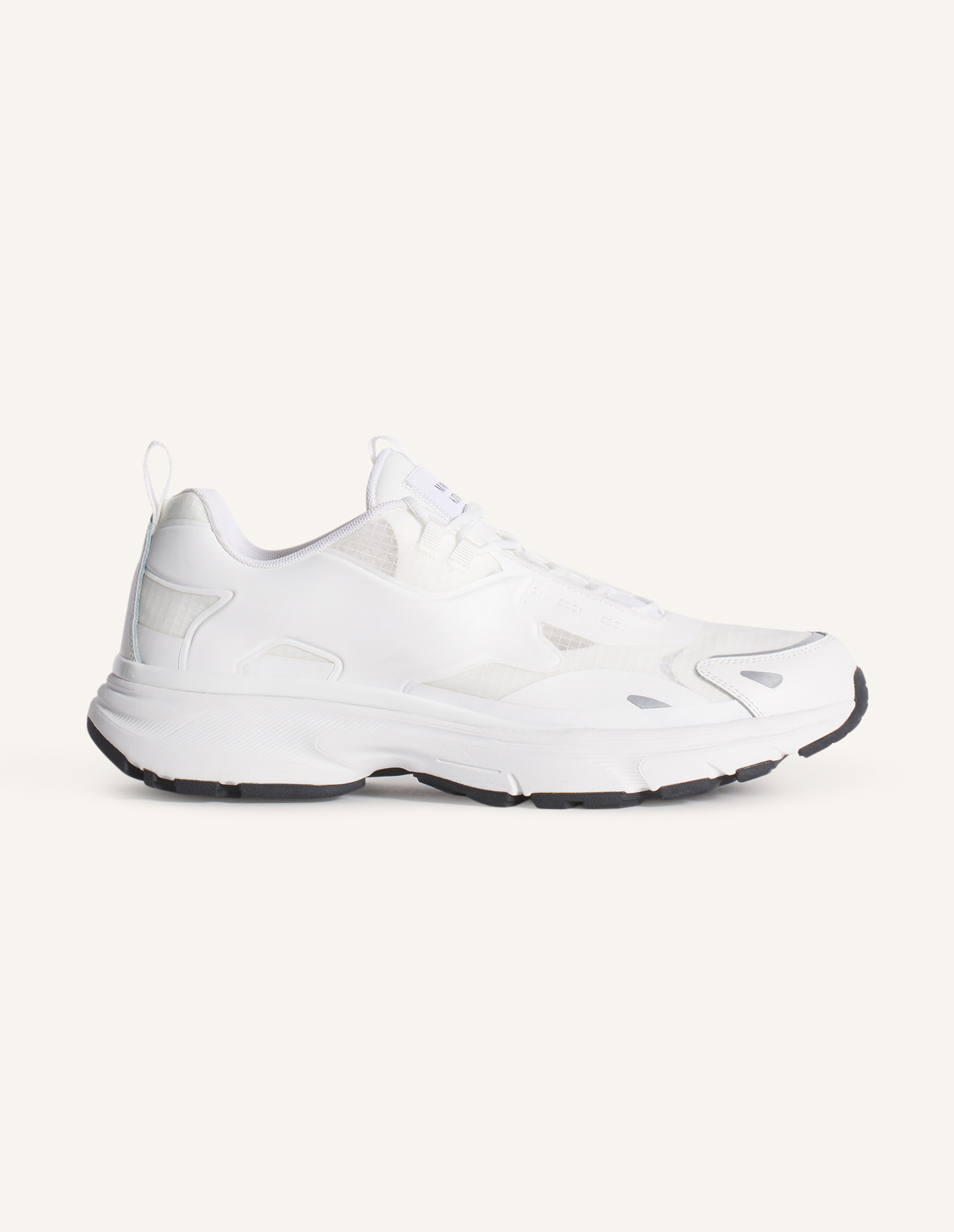 SORA RUNNERS | Maison Kitsuné