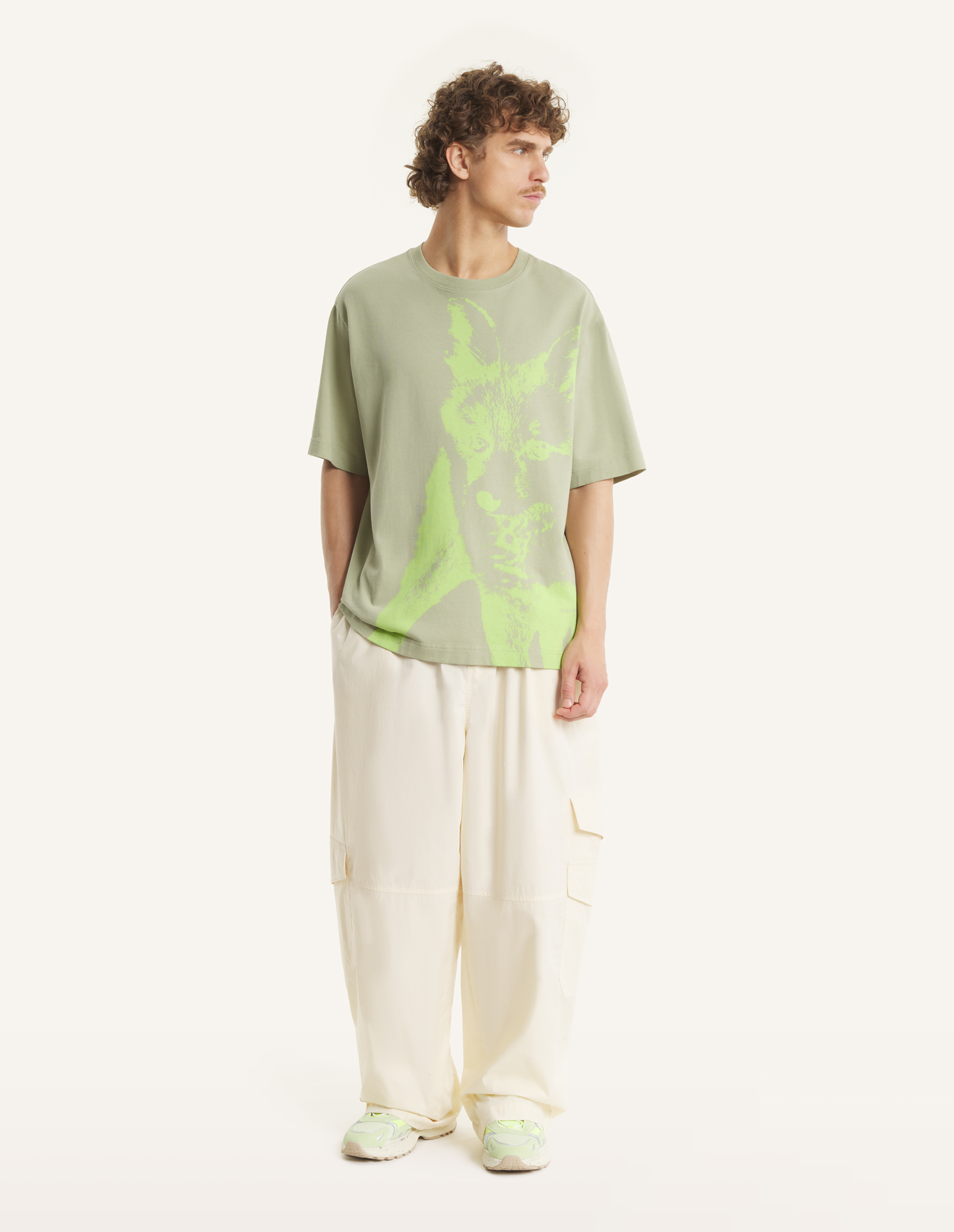 フォックス カブ オーバーサイズ Tシャツ | Maison Kitsuné