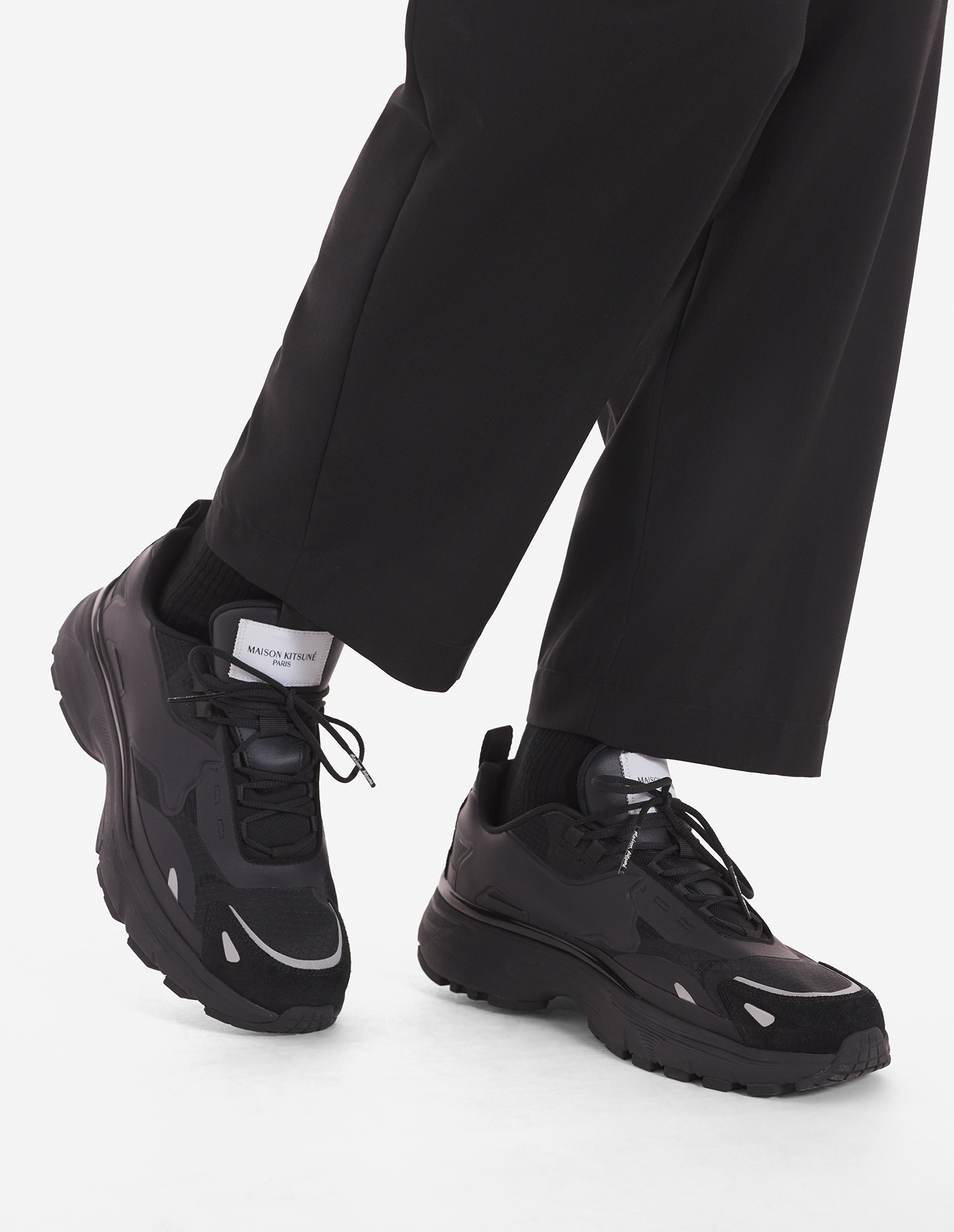 SORA RUNNERS | Maison Kitsuné